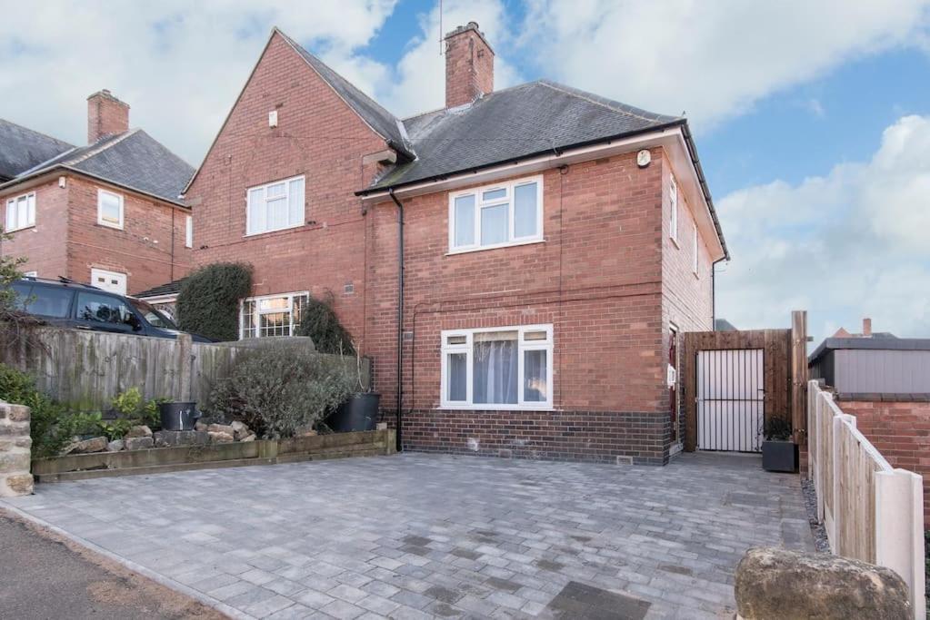 City Home From Home - Peaceful, Cosy & Modern 2Bed House Nottingham Eksteriør billede