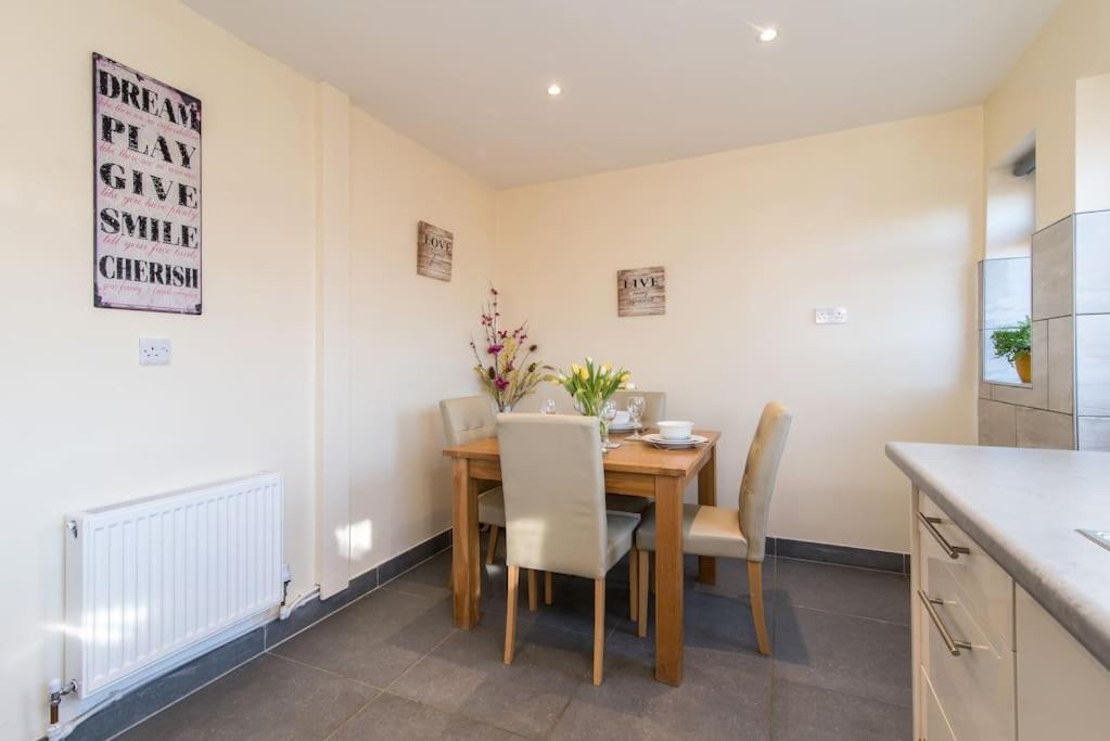 City Home From Home - Peaceful, Cosy & Modern 2Bed House Nottingham Eksteriør billede