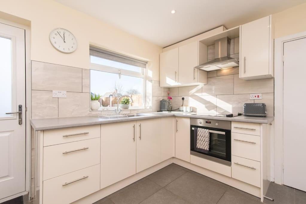 City Home From Home - Peaceful, Cosy & Modern 2Bed House Nottingham Eksteriør billede