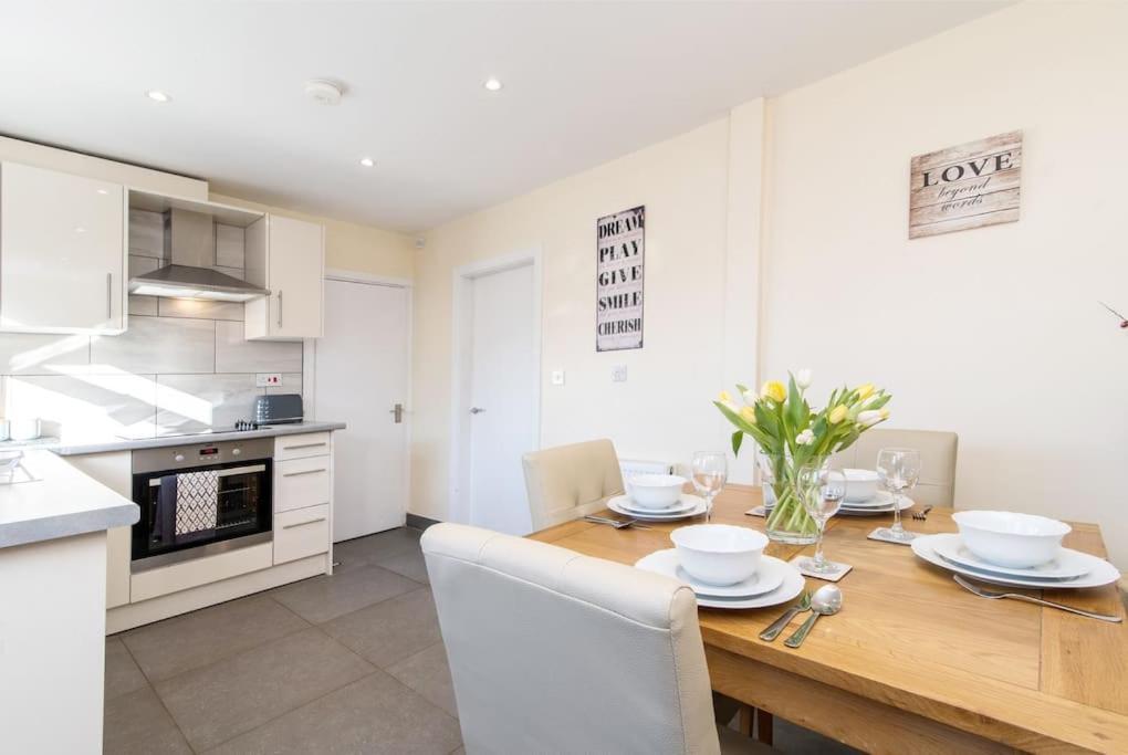 City Home From Home - Peaceful, Cosy & Modern 2Bed House Nottingham Eksteriør billede